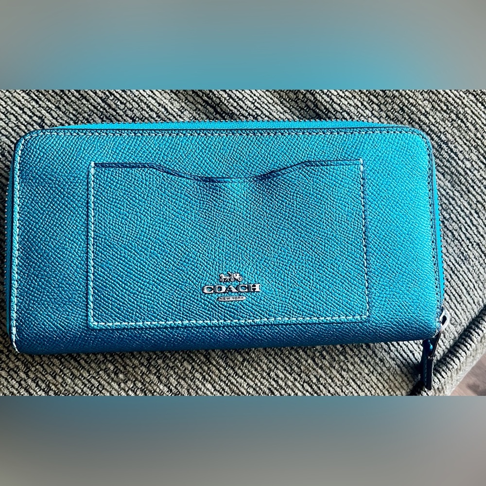 Coach Accordion Zip Wallet